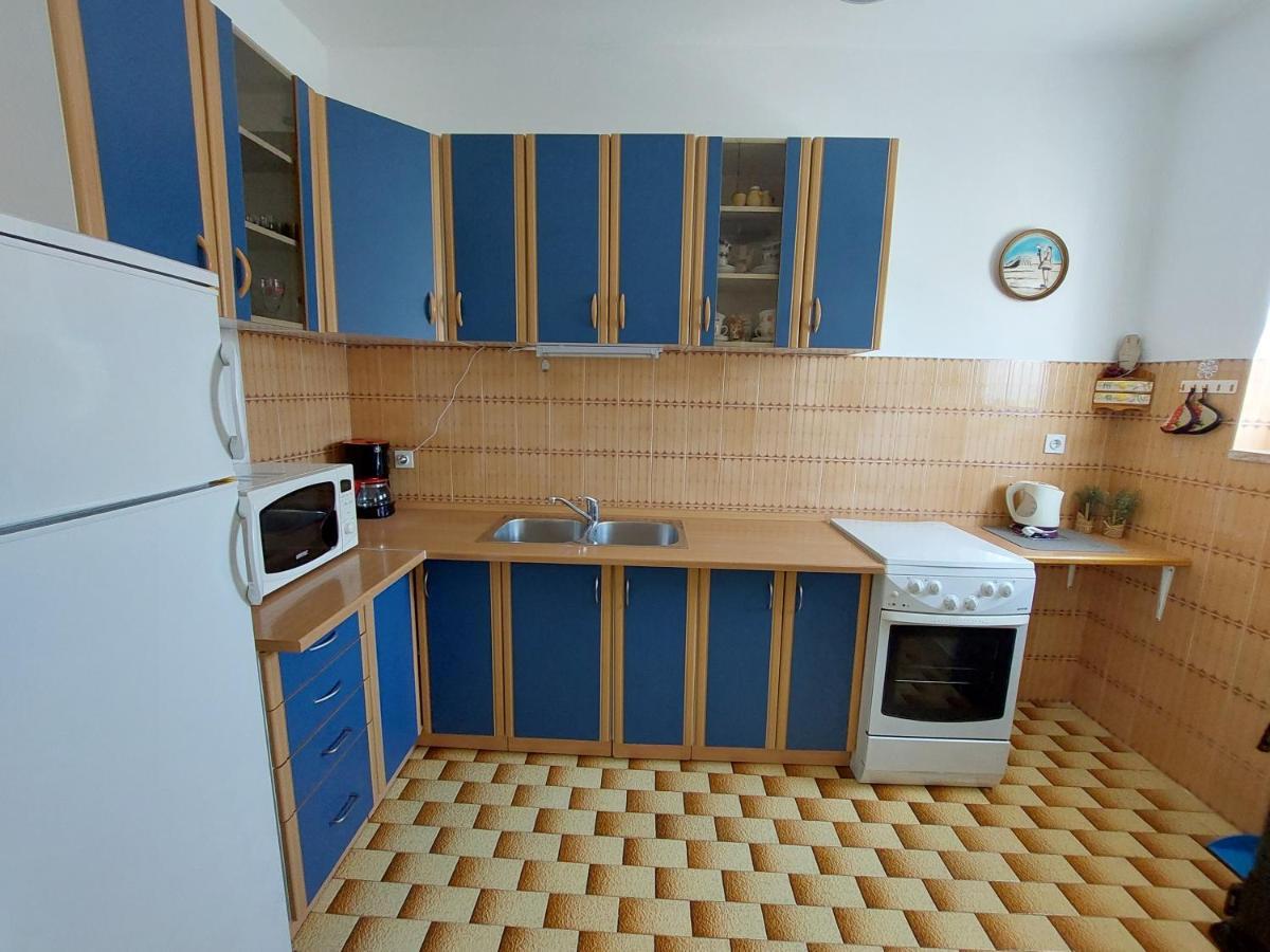Apartments Rusin Linardici ภายนอก รูปภาพ